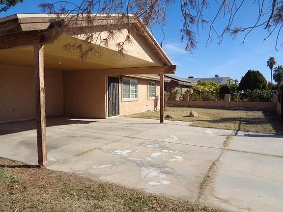 3rd image of 1738 W 26th Dr
