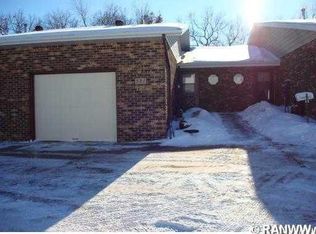 521 Goldsmith St, Chippewa Falls, WI 54729