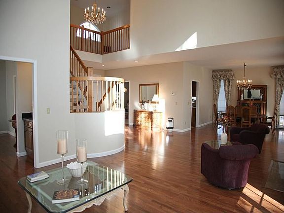 Prestigious Cobblefield Community