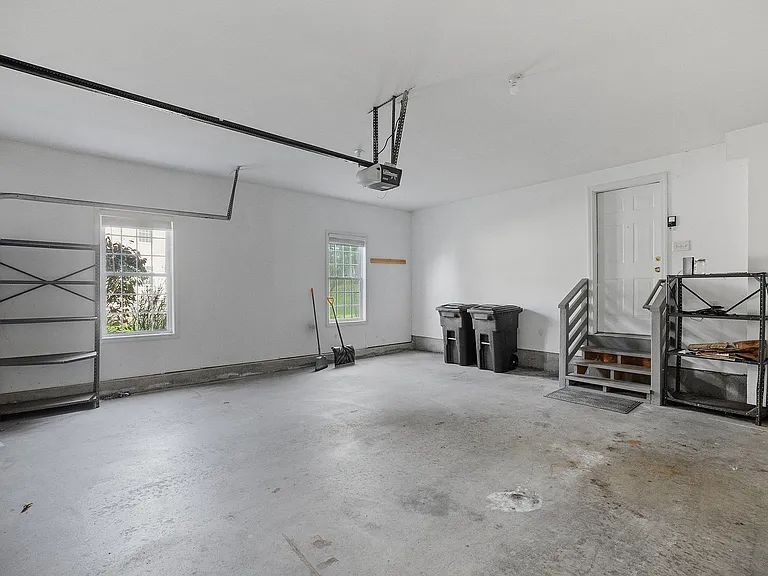 131 Forest Hill Way — Photo 53