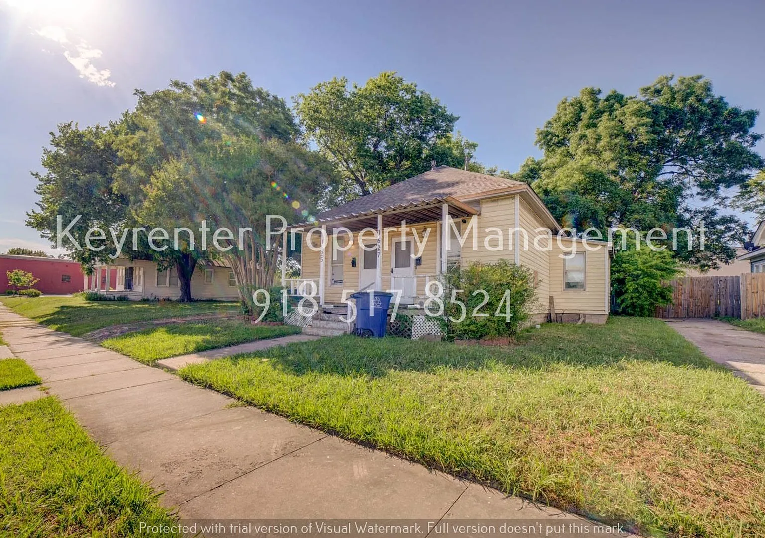 E 4th Street Duplex — Photo 4