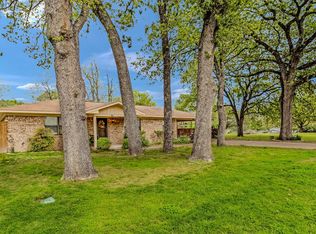 118 Independence Dr, Gun Barrel City, TX 75156