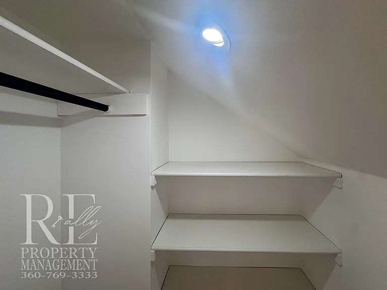 1005 Sidney Ave — Photo 26