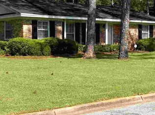 2000 Robinhood Rd, Albany, GA 31707