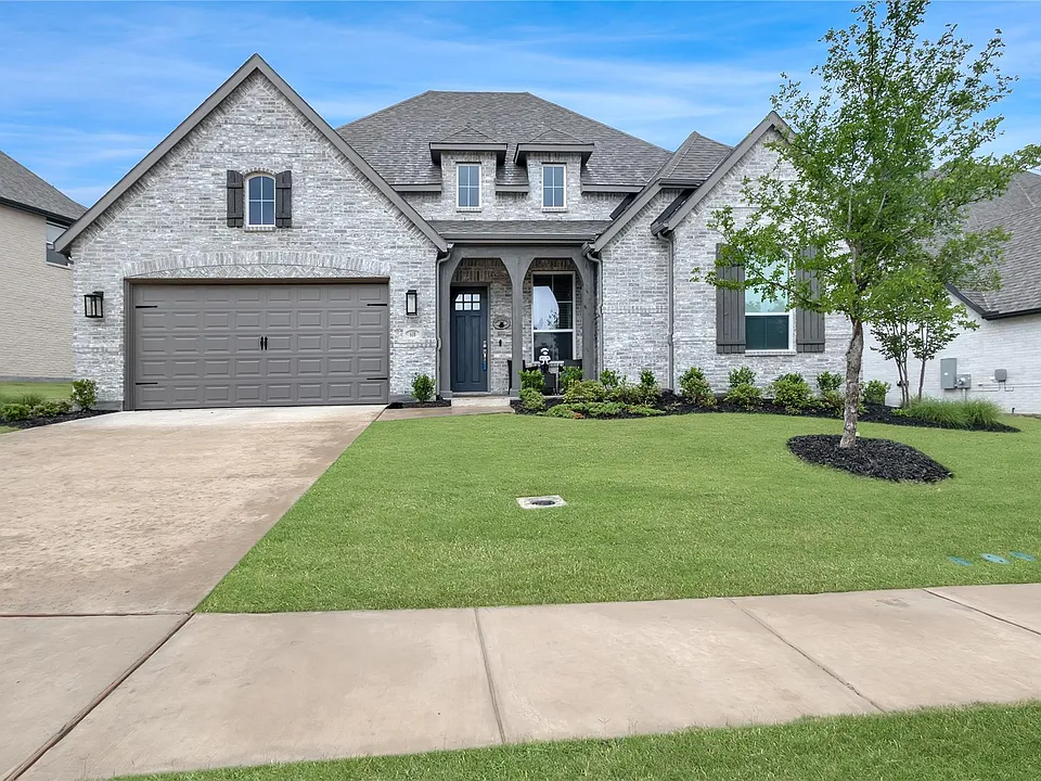 610 Lavender Dr