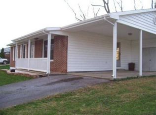 115 Wakefield Rd, Hagerstown, MD 21740