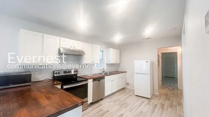 125 Magendie St — Photo 2