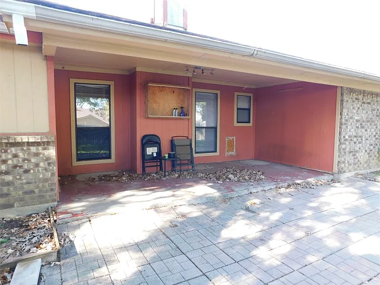 8232 Meadowbrook Dr — Photo 44