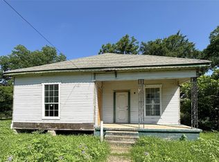 1002 E Calhoun Ave, Waco, TX 76704