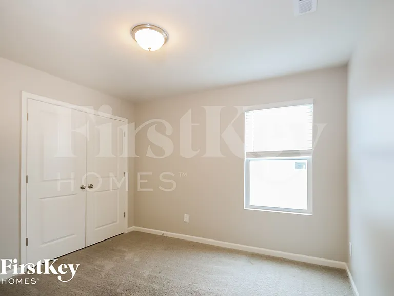 3232 Newell Village Dr — Photo 11