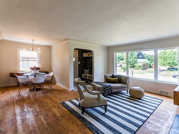 2nd image of 60 Somerset Dr NE