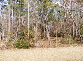 303 Hickory Knl, Hubert, NC 28539