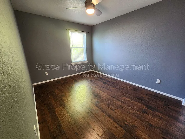 327 W 116th Pl — Photo 15