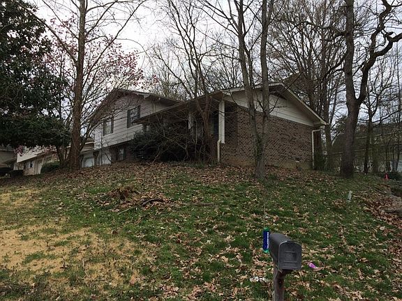 2nd image of 315 Rolling Ridge Dr