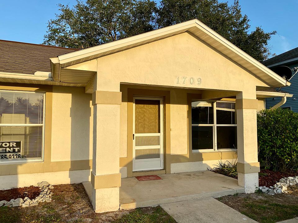 1st image of 1709 Palmetto Ct