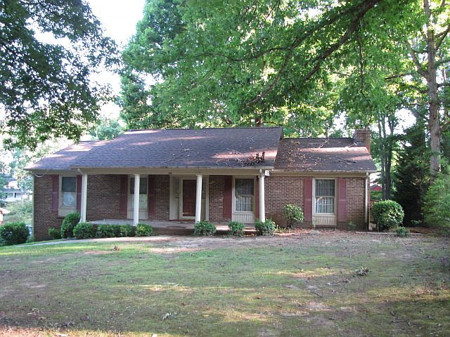 1st image of 118 Sussex Pl