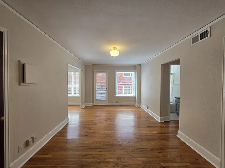 The Blair Apartments — Photo 4