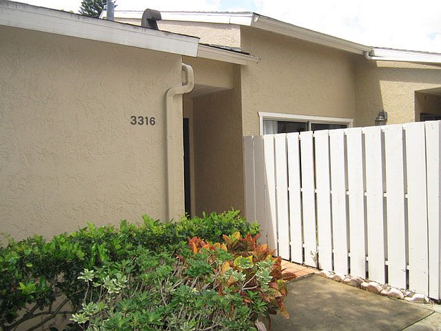 1st image of 3316 Tallywood Ct #7092