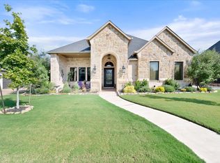 2901 Zinfandel Ln, Arlington, TX 76001