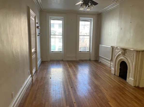 394 Hamilton St #1, Albany, NY 12210