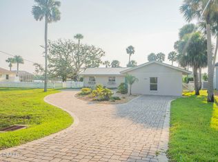 450 Lambert Ave, Flagler Beach, FL 32136