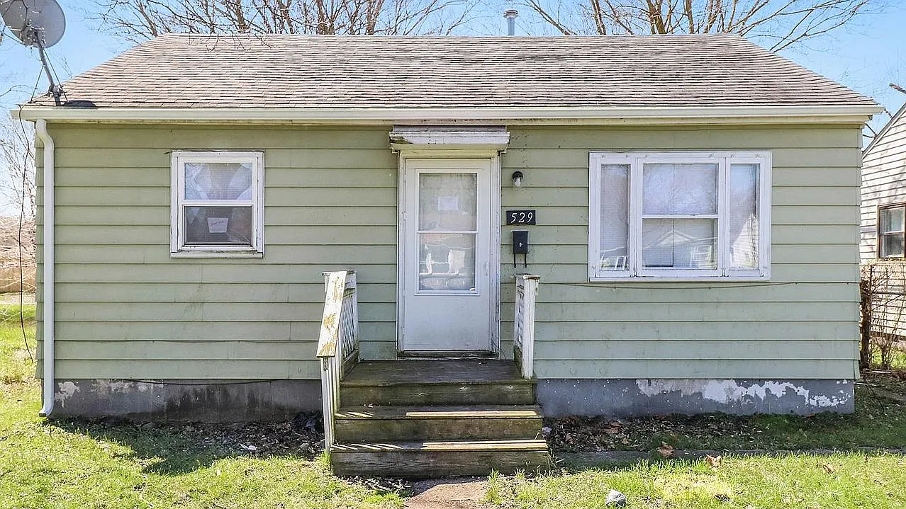 529 South Chicago Street — Photo 1
