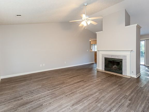 3rd image of 3810 Greenbrook Dr