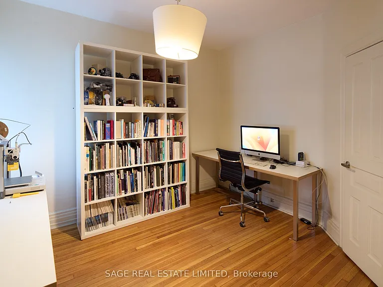 1158 College St #2 — Photo 9