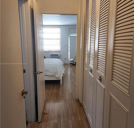4th image of 441 Collins Ave APT 25
