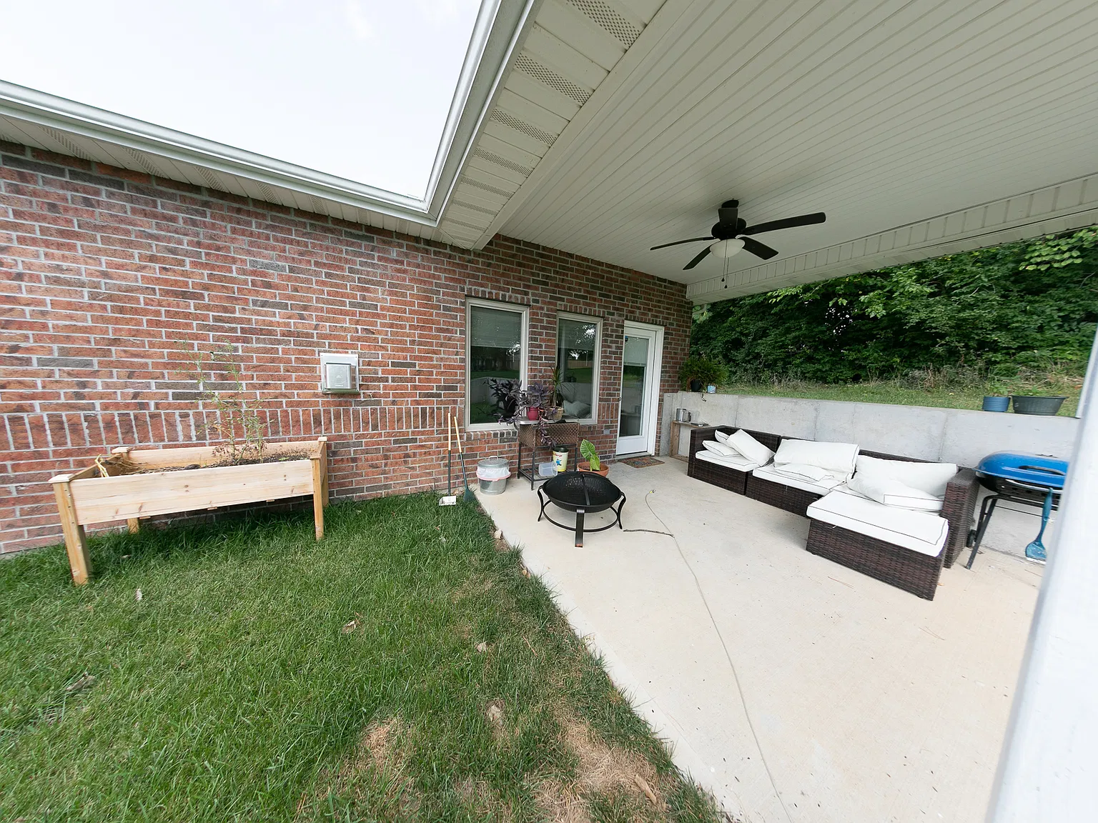 603 Springridge Unit B - 1 — Photo 3