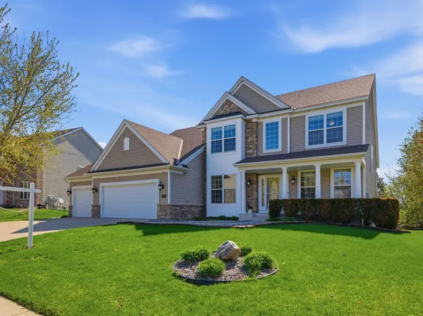 749 Ali Ln, Victoria, MN 55386