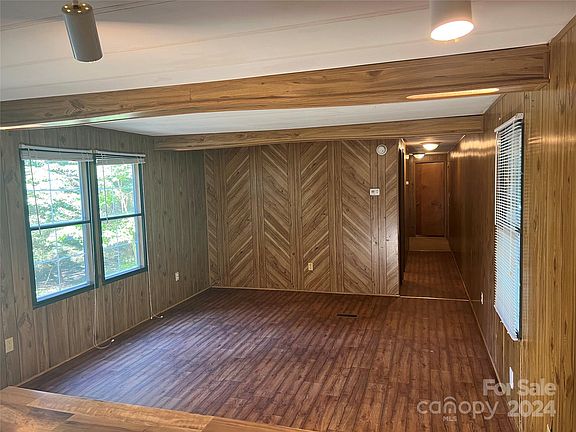 2nd image of 4038 Shasta Ln
