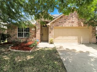 2047 Fair Crest Trl, Forney, TX 75126