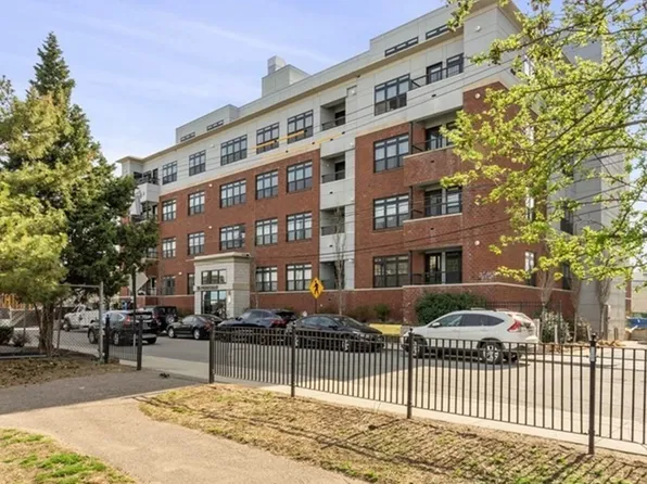 20 Penniman Rd Unit 401, Allston, MA 02134