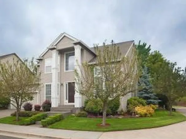 8911 SW Gravenstein Ln, Tigard, OR 97224