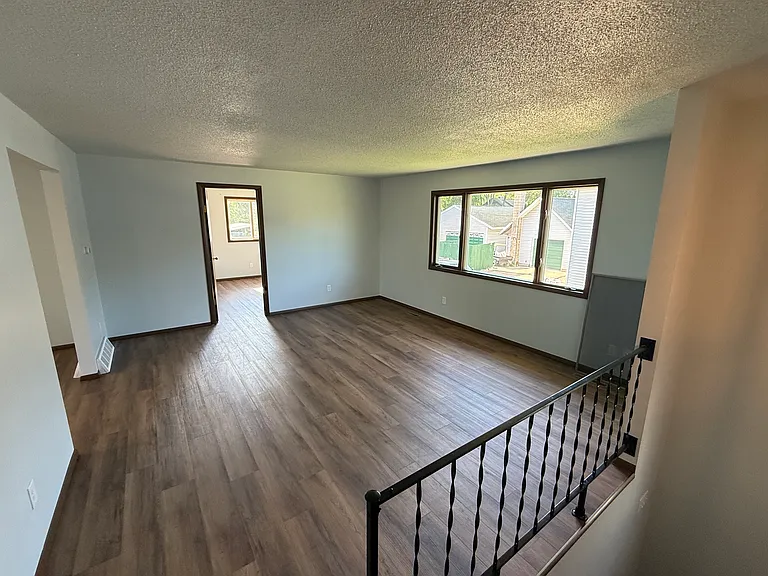 209 Sperbeck St #B — Photo 16