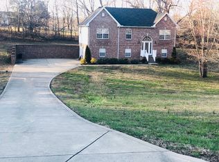 2034 Christy Ln, Greenbrier, TN 37073