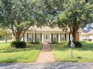 616 S Fashion Blvd, Hahnville, LA 70057