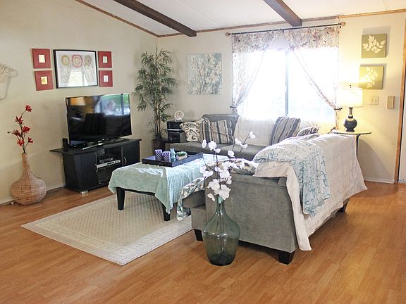 3rd image of 1333 Olive Ave Space 24