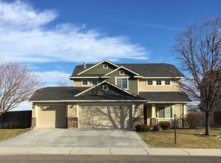 2400 N Snow Hawk Ave, Kuna, ID 83634