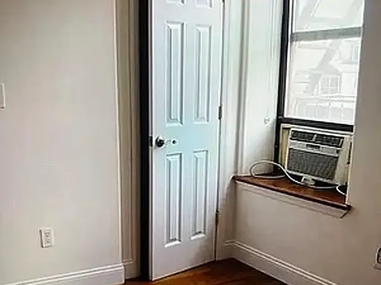 43 Carmine St #12 — Photo 6