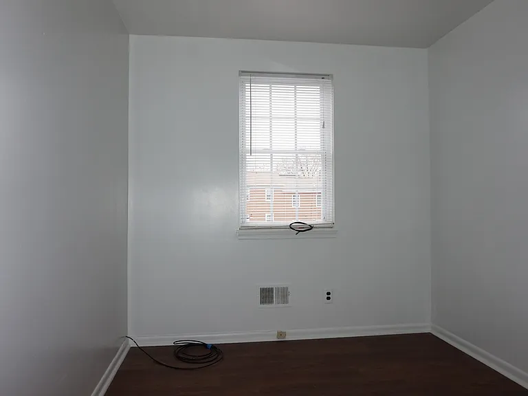 931 N Central Ave — Photo 17