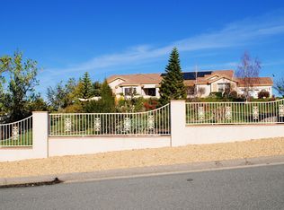 18588 Glass Mountain Dr, Riverside, CA 92504