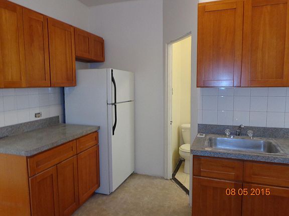 4th image of 4852 W Hutchinson St APT 8A