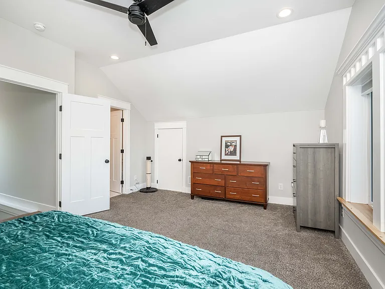3105 Gloss Ave — Photo 27