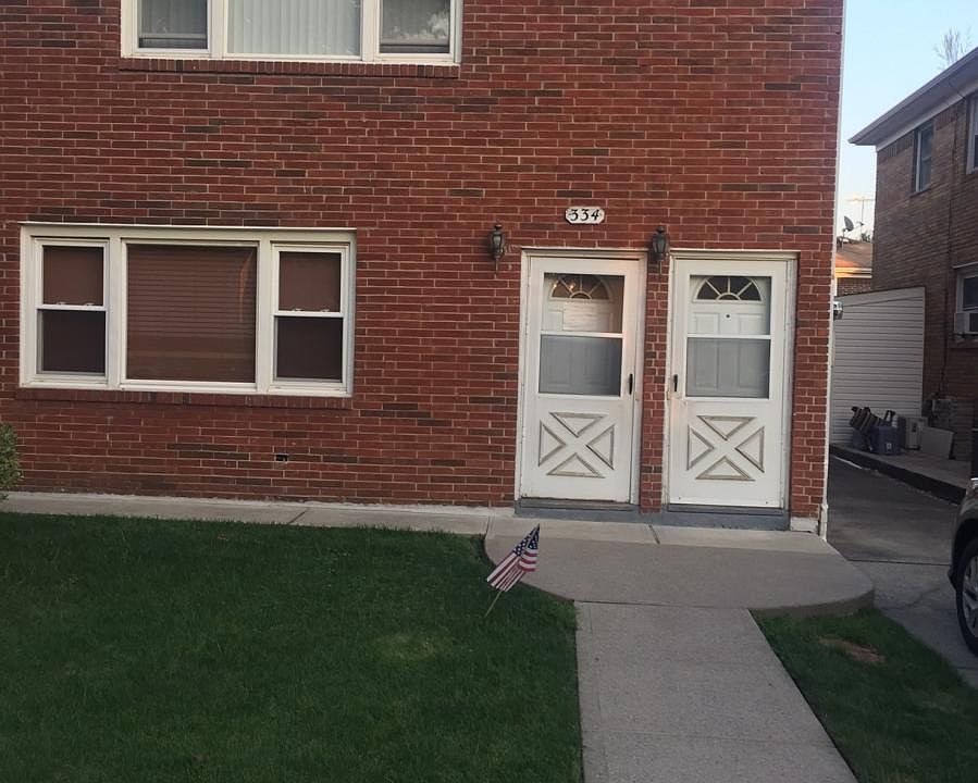 1st image of 344 Crown Ave #2