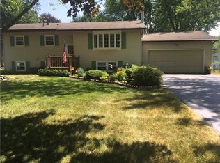 24 Evergreen Dr, Rochester, NY 14624