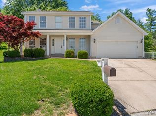 5426 Tesson Parc Ct, Saint Louis, MO 63128