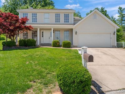 5426 Tesson Parc Ct, Saint Louis, MO, 63128
