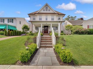 421 Sussex Ave, Spring Lake, NJ 07762